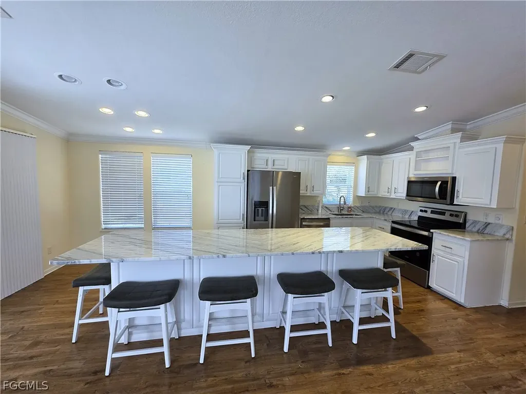 5881 Brightwood Drive Fort Myers FL 33905