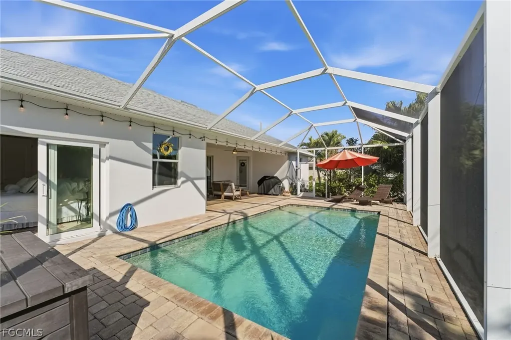 3905 Agualinda Boulevard Cape Coral FL 33914