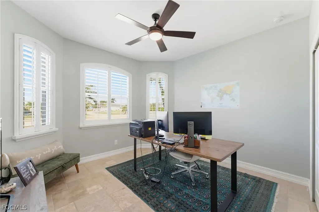 3905 Agualinda Boulevard Cape Coral FL 33914