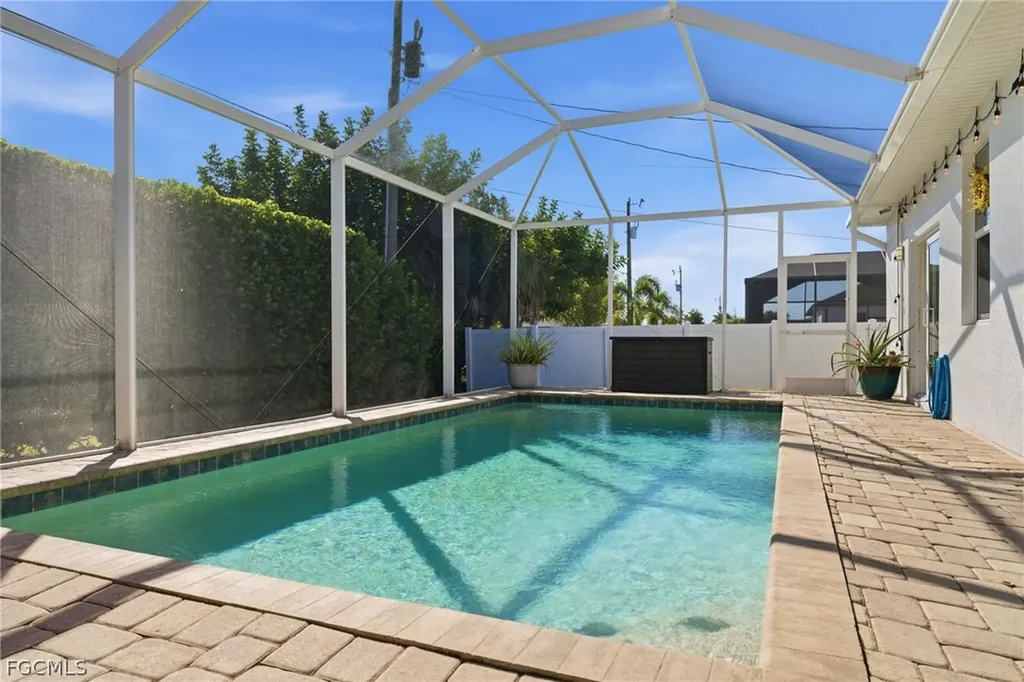 3905 Agualinda Boulevard Cape Coral FL 33914