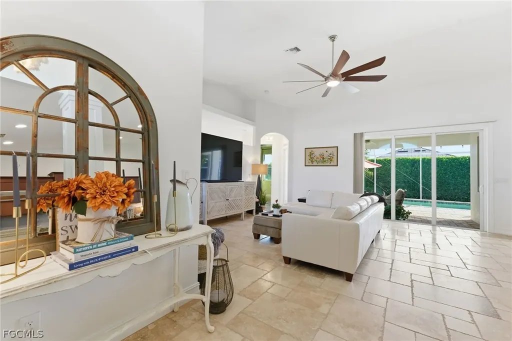 3905 Agualinda Boulevard Cape Coral FL 33914