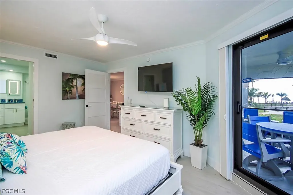 2445 W Gulf Drive Sanibel FL 33957