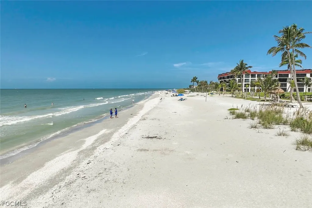 2445 W Gulf Drive Sanibel FL 33957