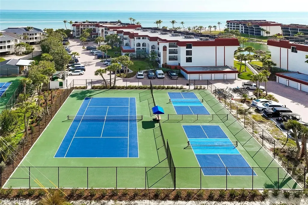 2445 W Gulf Drive Sanibel FL 33957