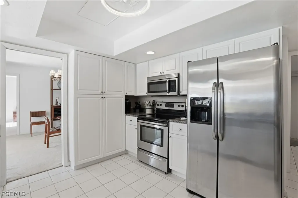 3878 SE 7th Place Cape Coral FL 33904