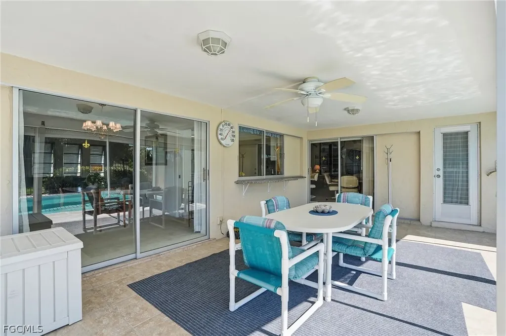 3878 SE 7th Place Cape Coral FL 33904