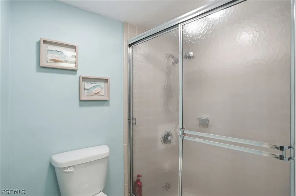 3878 SE 7th Place Cape Coral FL 33904