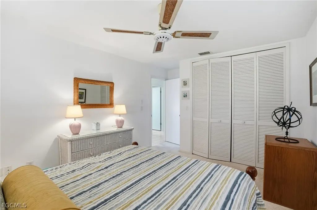 3878 SE 7th Place Cape Coral FL 33904