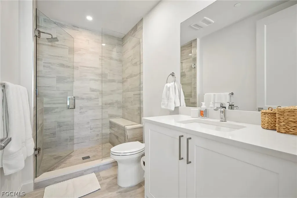 1125 Central Avenue Naples FL 34102