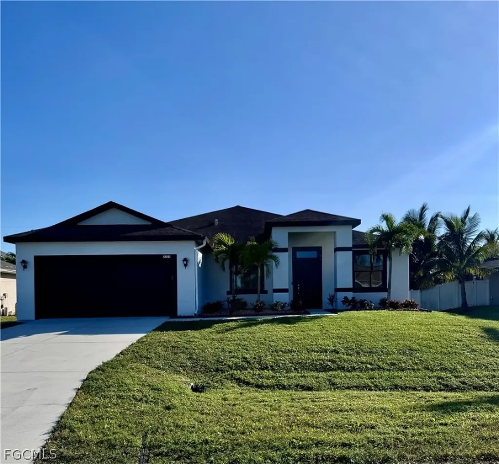 2322 SW 27th Street Cape Coral FL 33914