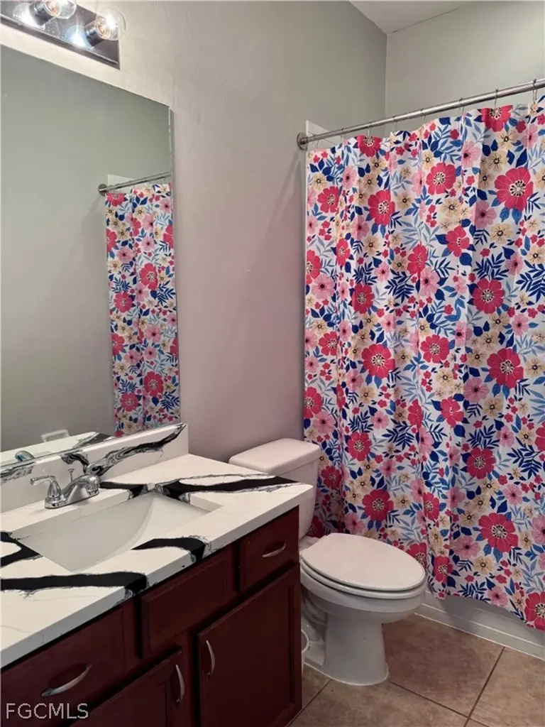 2322 SW 27th Street Cape Coral FL 33914
