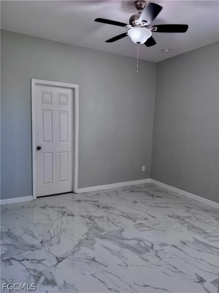 2322 SW 27th Street Cape Coral FL 33914