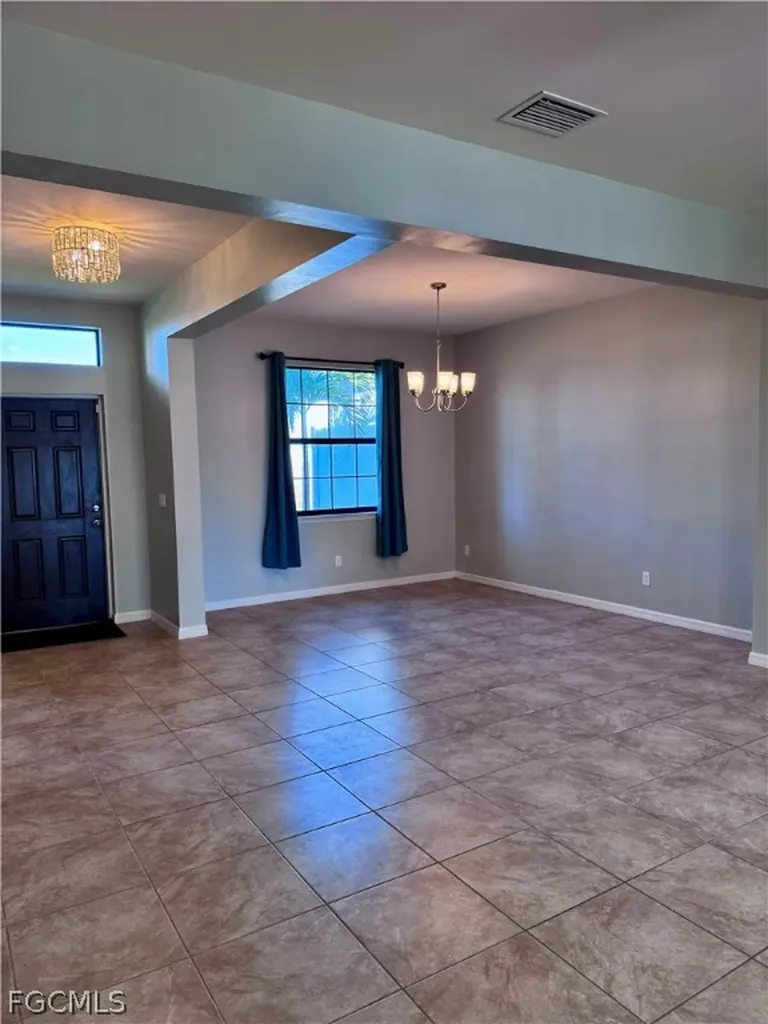 2322 SW 27th Street Cape Coral FL 33914