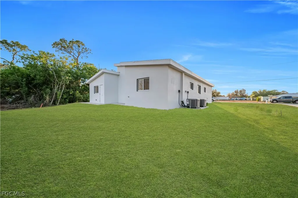 424 Alabama Road S Lehigh Acres FL 33936
