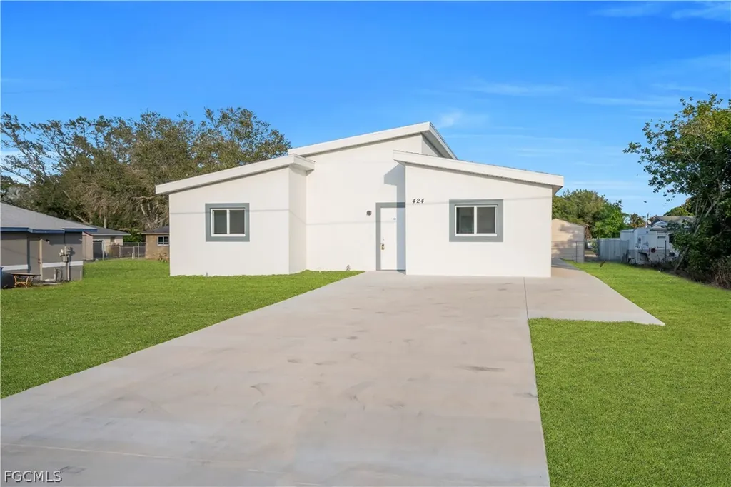 424 Alabama Road S Lehigh Acres FL 33936