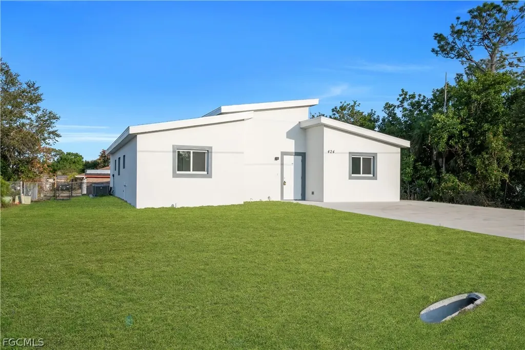 424 Alabama Road S Lehigh Acres FL 33936