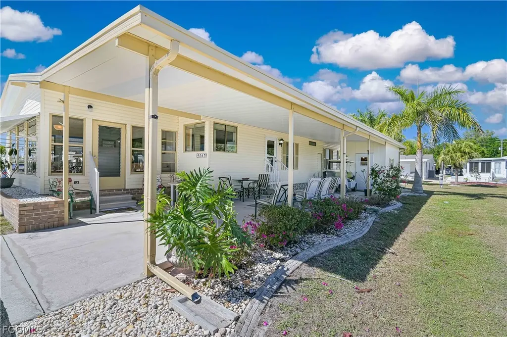 9867 Sugarberry Way Fort Myers FL 33905