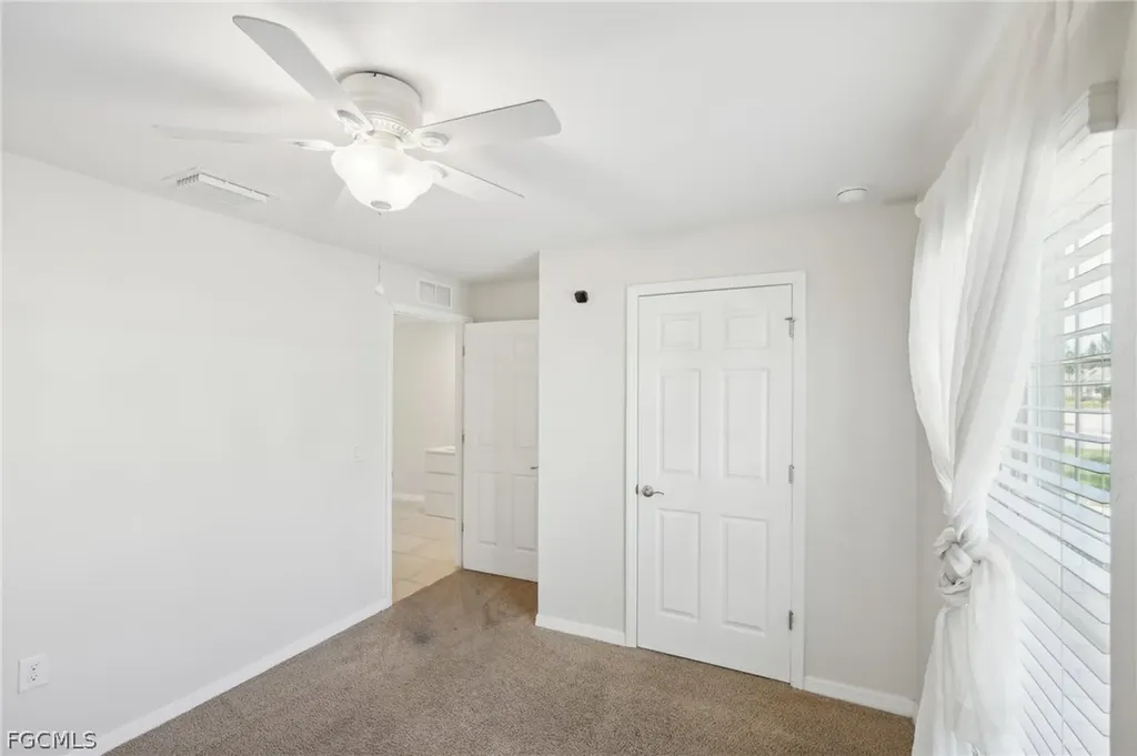 3306 Acapulco Circle Cape Coral FL 33909