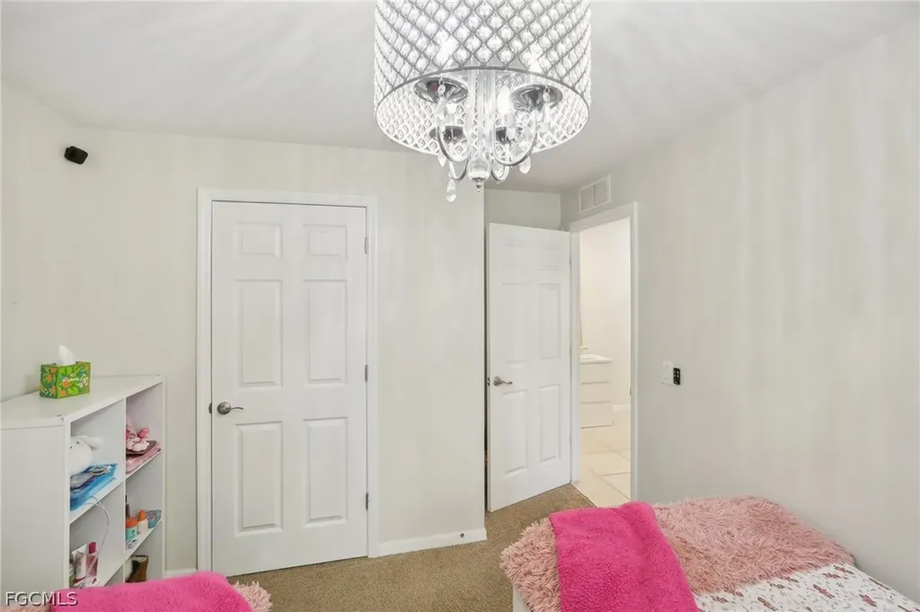 3306 Acapulco Circle Cape Coral FL 33909