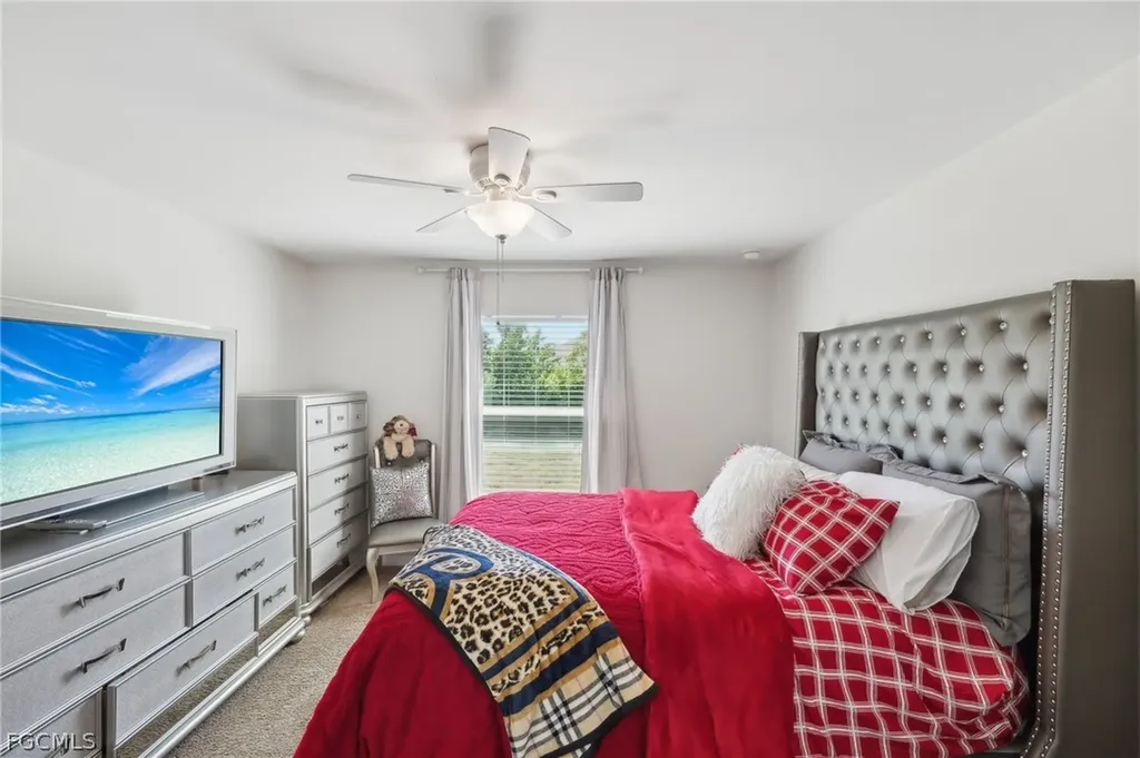 3306 Acapulco Circle Cape Coral FL 33909