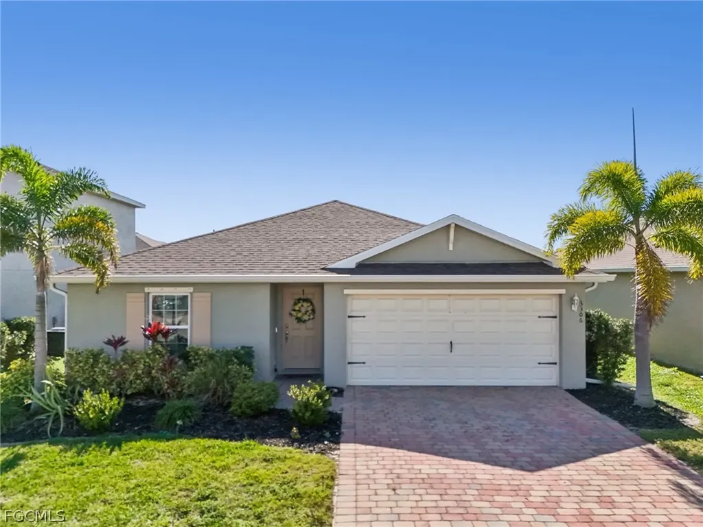3306 Acapulco Circle Cape Coral FL 33909