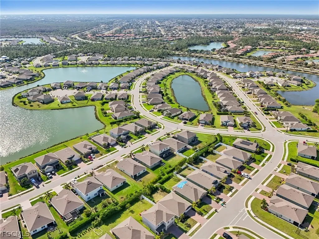 3306 Acapulco Circle Cape Coral FL 33909