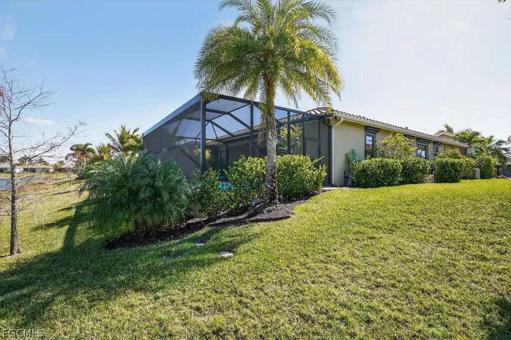 8260 Venetian Pointe Drive Fort Myers FL 33908