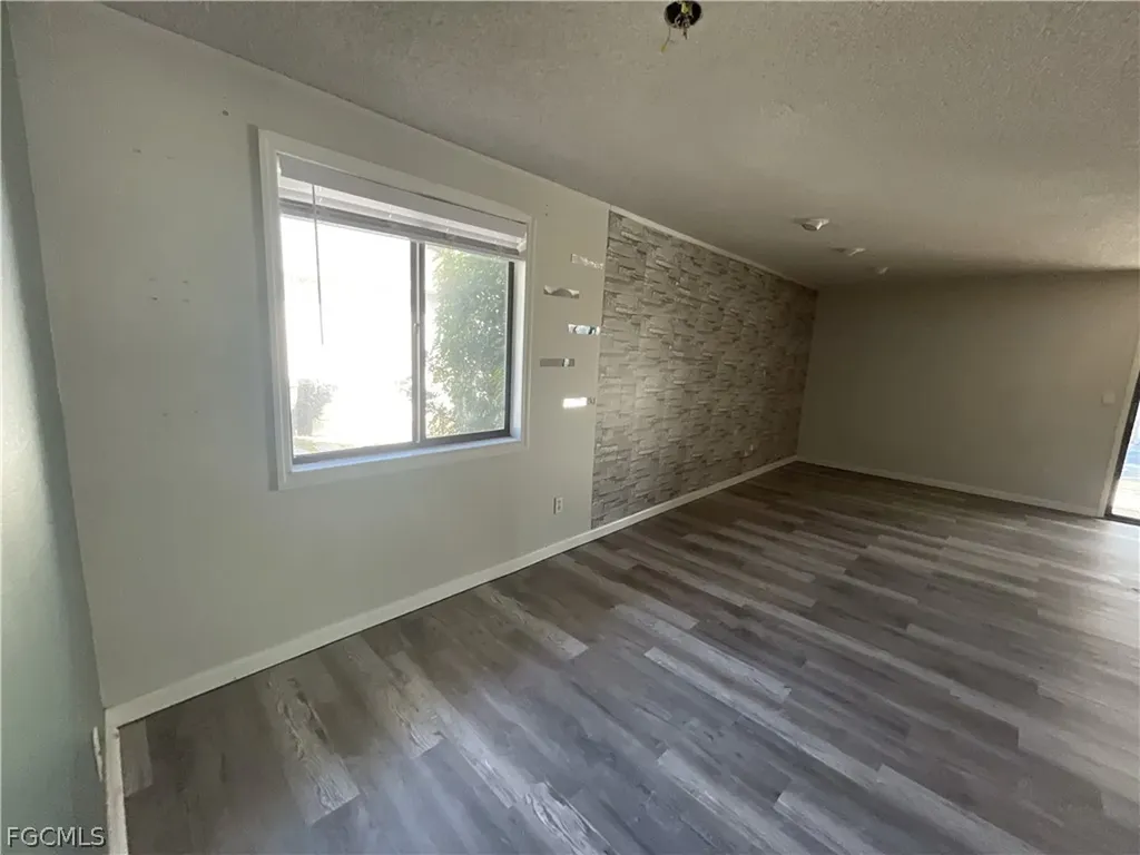 16264 Shadow Pine Road North Fort Myers FL 33917