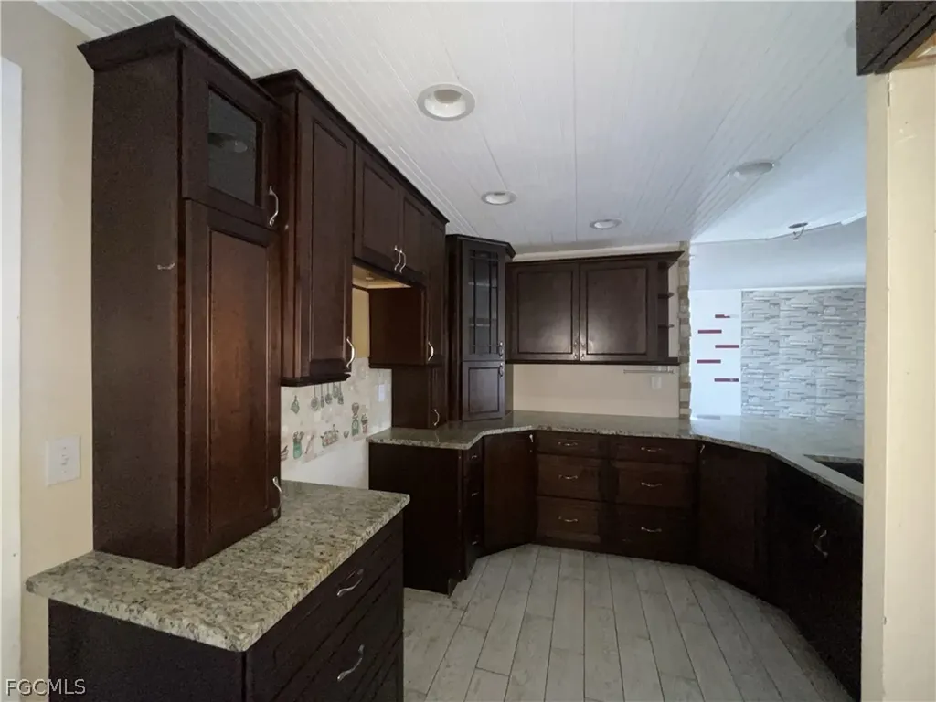 16264 Shadow Pine Road North Fort Myers FL 33917