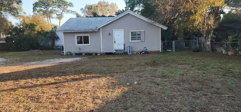 365 Clark Street North Fort Myers FL 33903