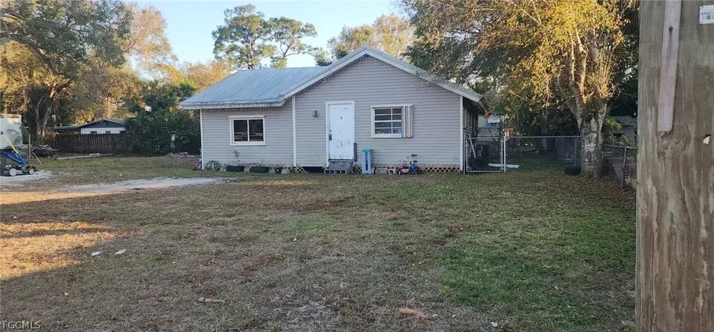 365 Clark Street North Fort Myers FL 33903