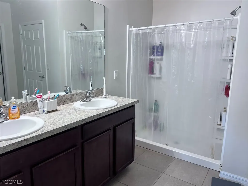 3815 SW 11th Place Cape Coral FL 33914
