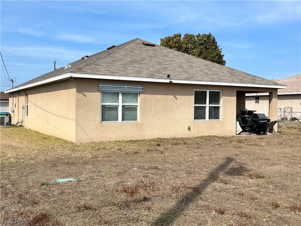 3815 SW 11th Place Cape Coral FL 33914
