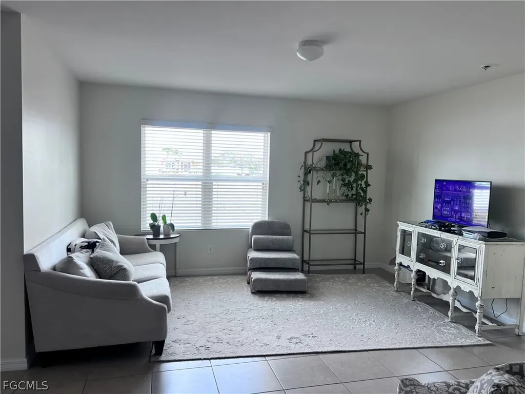 3815 SW 11th Place Cape Coral FL 33914