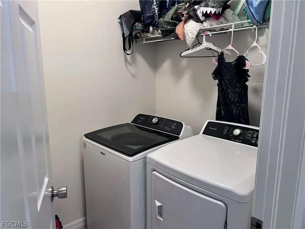 3815 SW 11th Place Cape Coral FL 33914