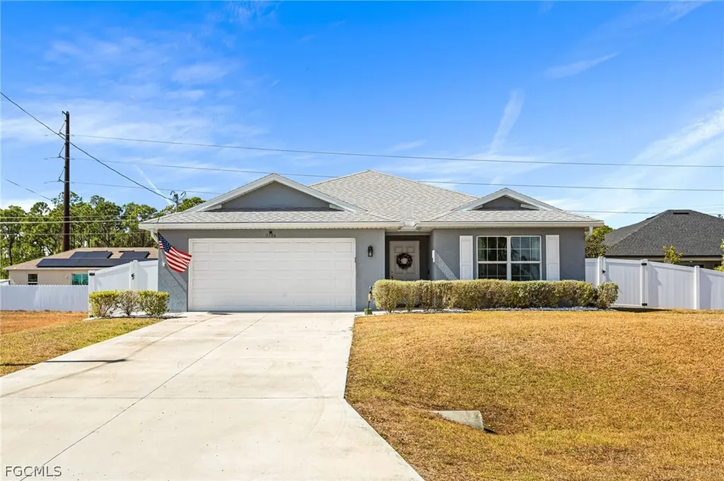3306 NE 8th Place Cape Coral FL 33909