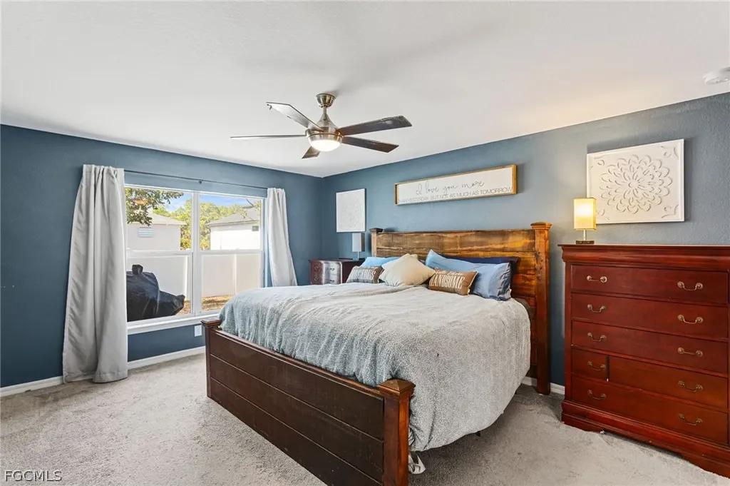 3306 NE 8th Place Cape Coral FL 33909