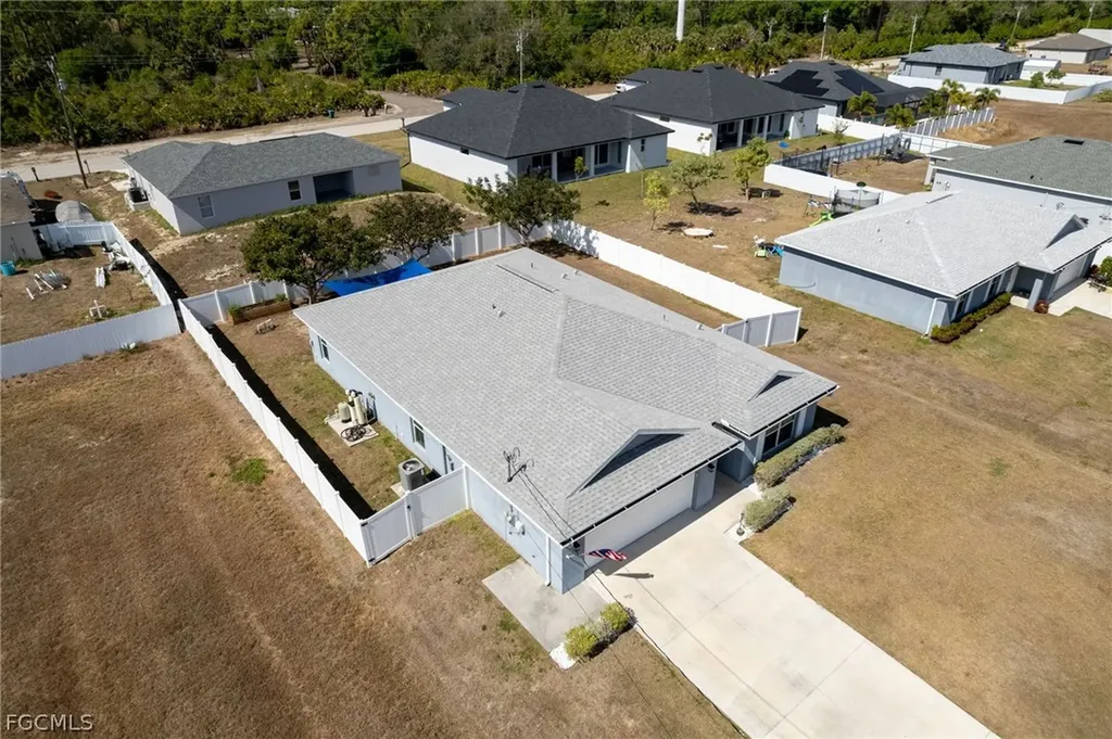 3306 NE 8th Place Cape Coral FL 33909