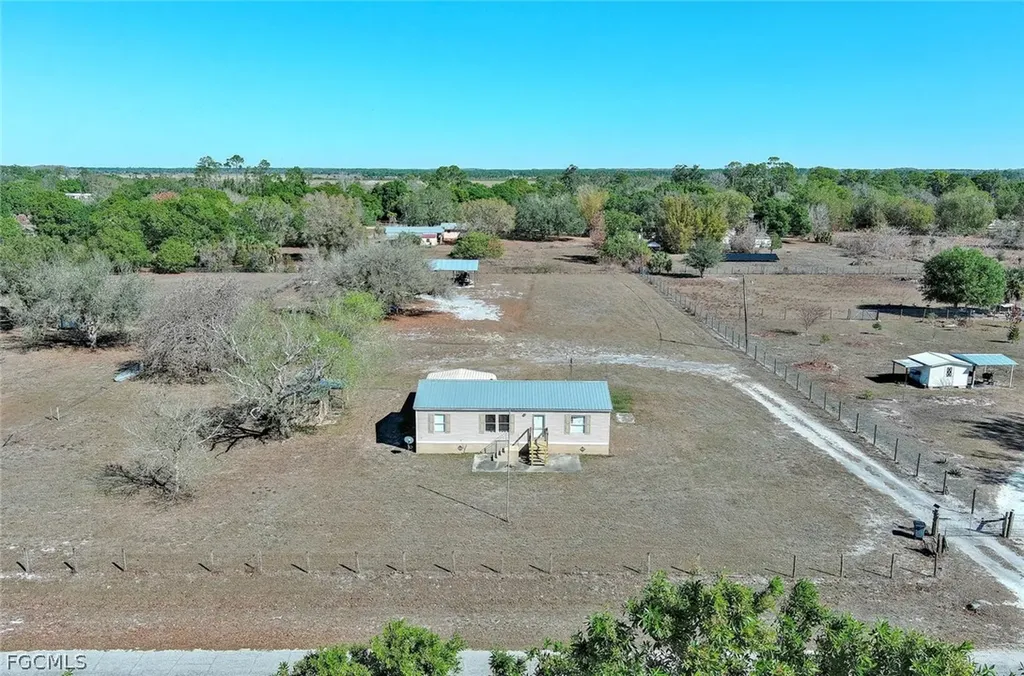 3632 Fort Simmons Avenue Fort Denaud FL 33935