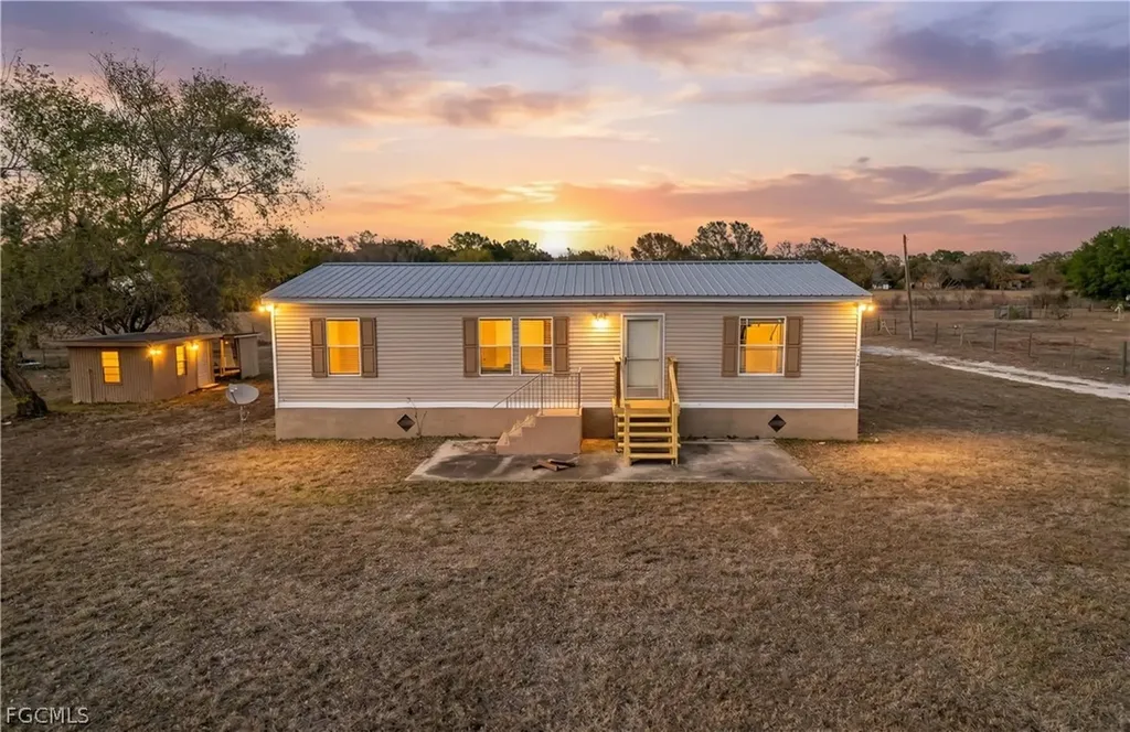 3632 Fort Simmons Avenue Fort Denaud FL 33935