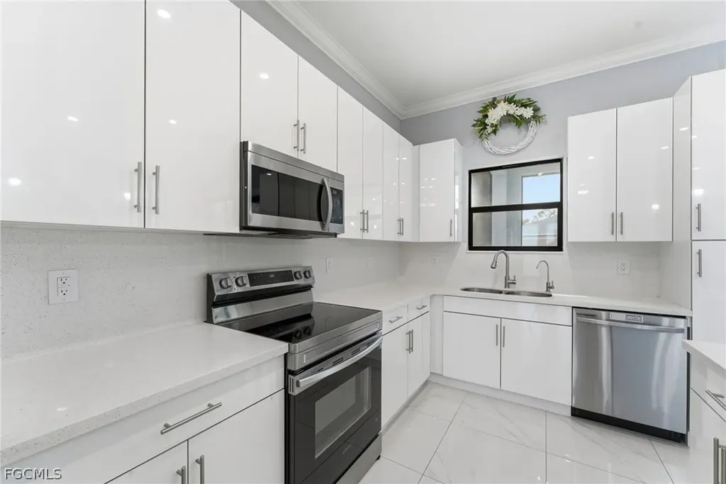 816 Bell Boulevard S Lehigh Acres FL 33974