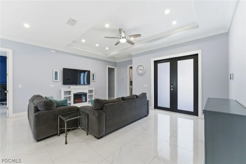 816 Bell Boulevard S Lehigh Acres FL 33974