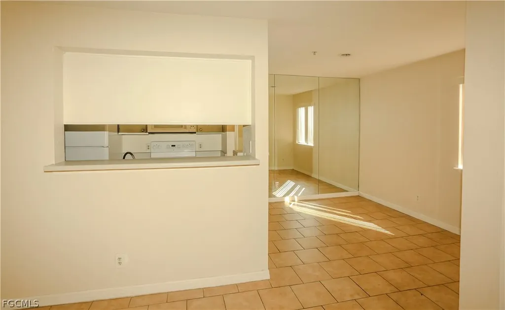2835 Winkler Avenue Fort Myers FL 33916