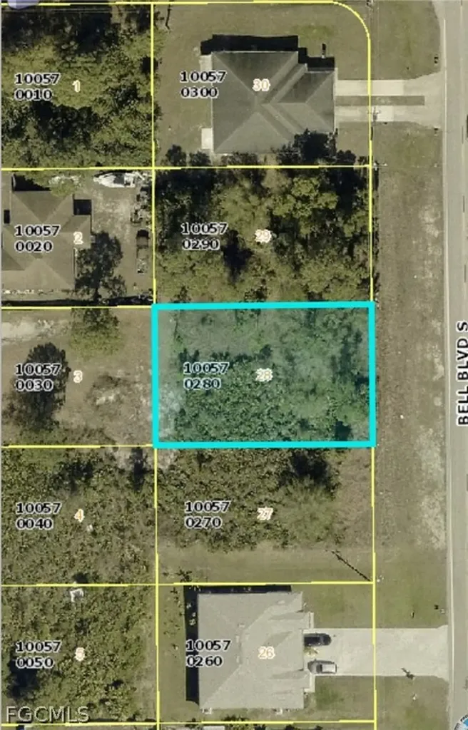 414/416 Bell Boulevard S Lehigh Acres FL 33974