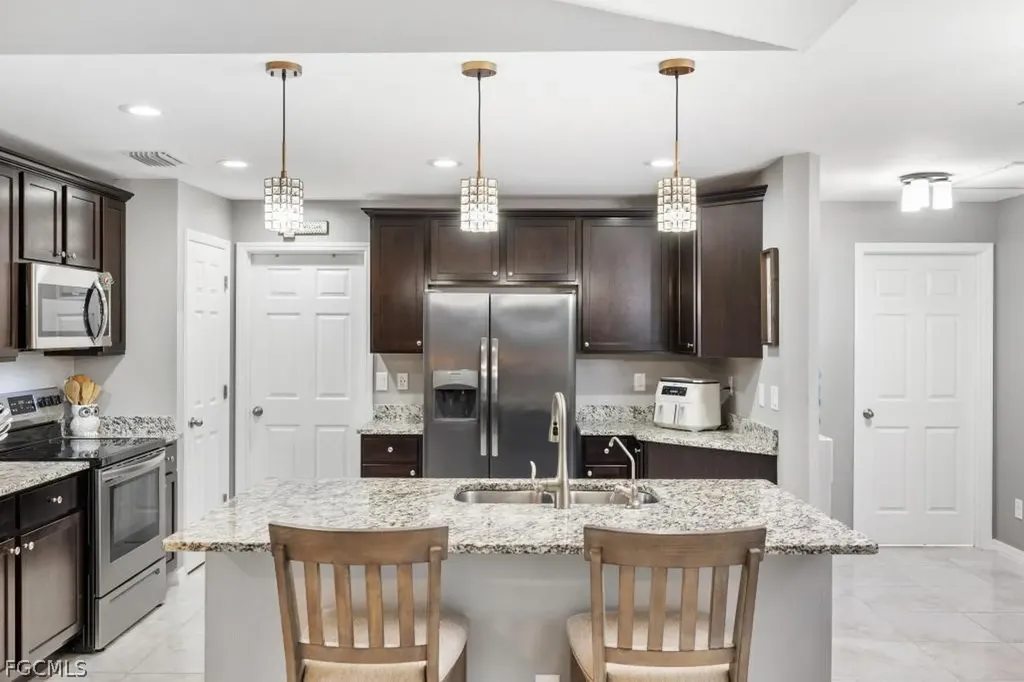 101 NW 25th Terrace Cape Coral FL 33993