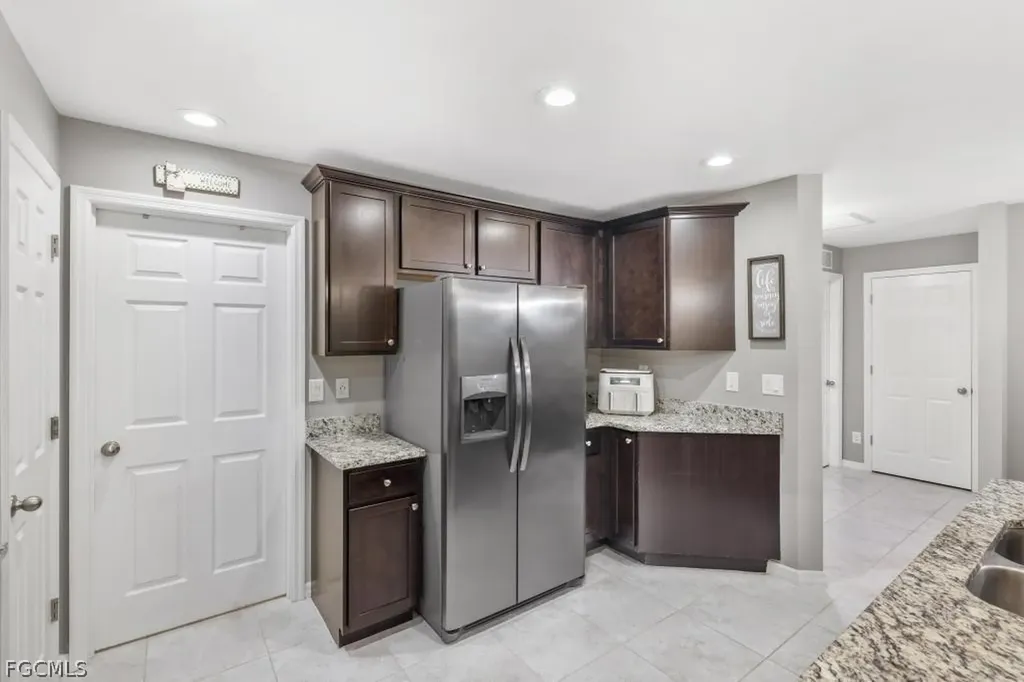 101 NW 25th Terrace Cape Coral FL 33993