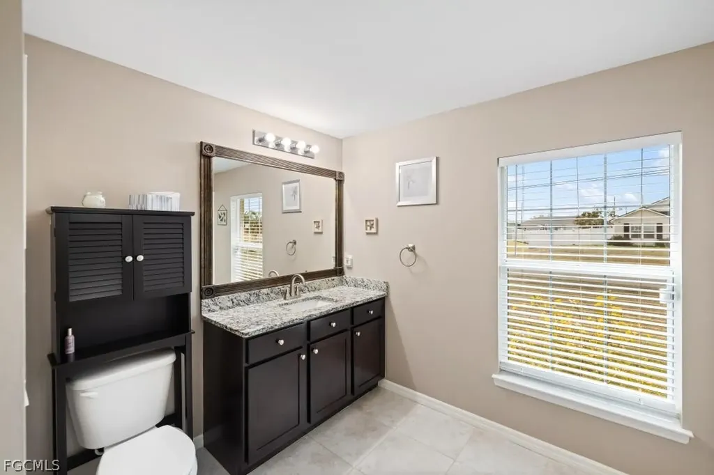 101 NW 25th Terrace Cape Coral FL 33993