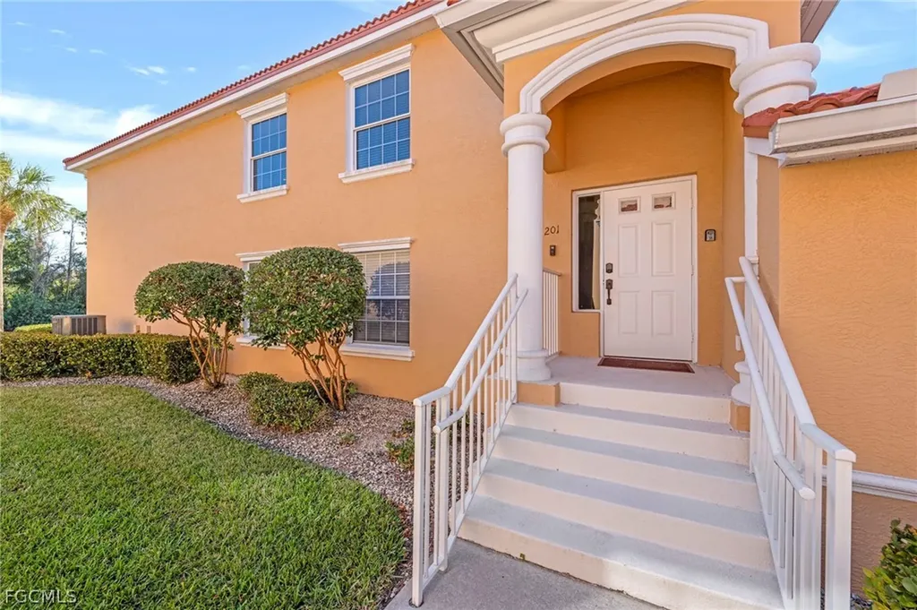 14080 Eagle Ridge Lakes Drive Fort Myers FL 33912
