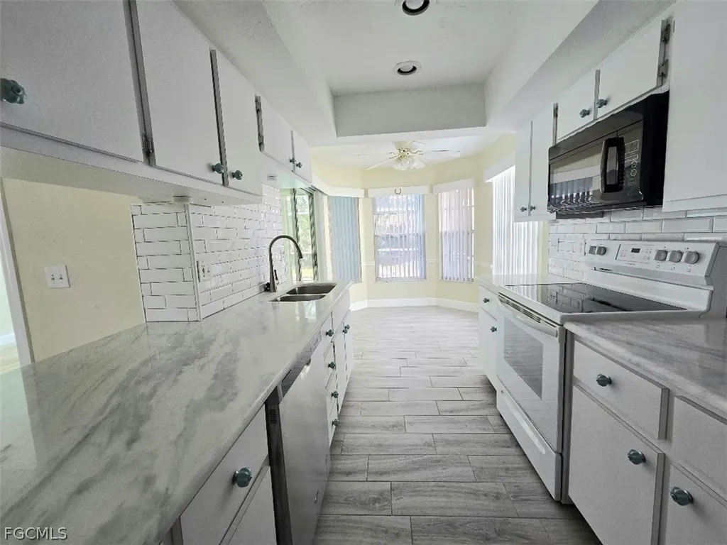 3956 Sabal Springs Boulevard North Fort Myers FL 33917