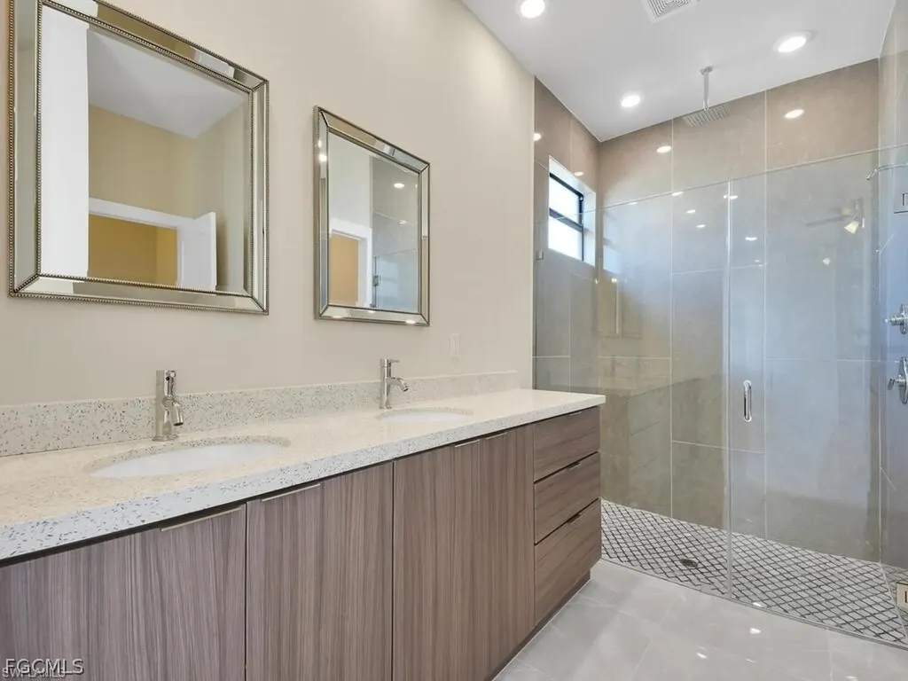 800 NW 3rd Avenue Cape Coral FL 33993